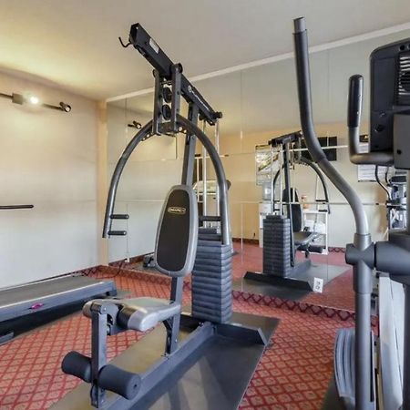 Hutchi Bell Hotell South Hutchinson Eksteriør bilde