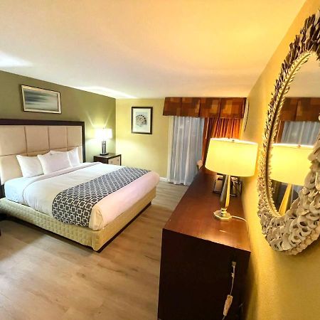 Hutchi Bell Hotell South Hutchinson Eksteriør bilde