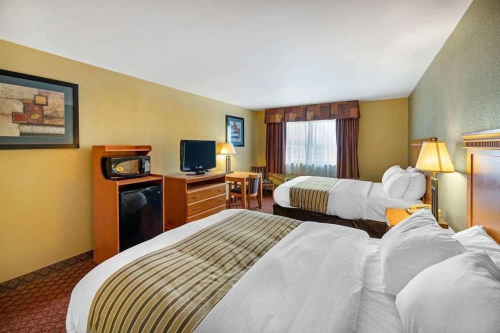 Hutchi Bell Hotell South Hutchinson Eksteriør bilde