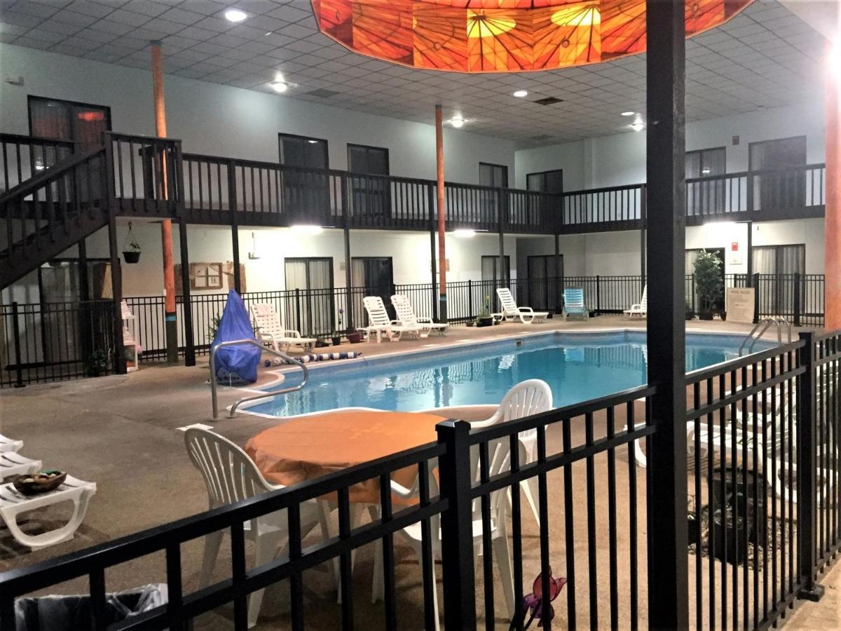 Hutchi Bell Hotell South Hutchinson Eksteriør bilde