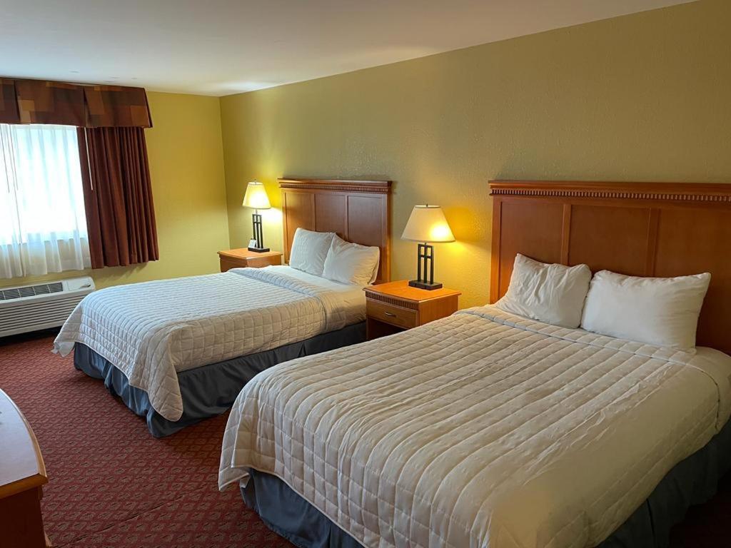 Hutchi Bell Hotell South Hutchinson Eksteriør bilde