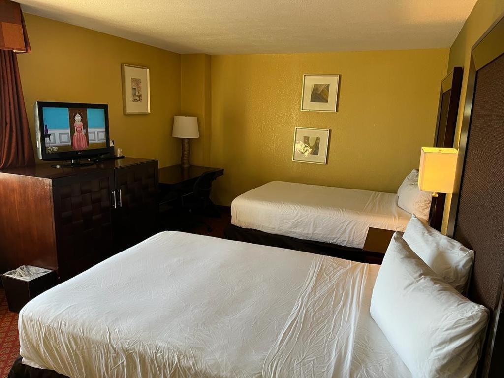Hutchi Bell Hotell South Hutchinson Eksteriør bilde
